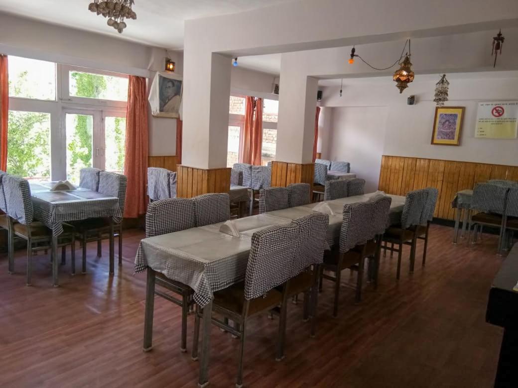 Hotel Gyespa Kyelang エクステリア 写真